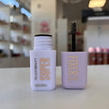 Fijador para cejas