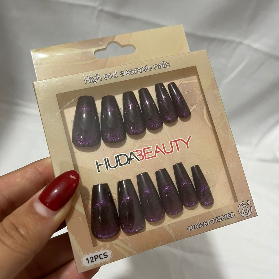 Uñas press on ojo de gato hudabeauty