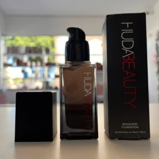 Base hudabeauty alta cobertura